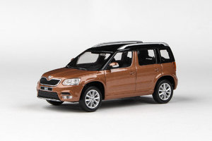 Skoda Yeti FL (2013) Oranžová Terracotta Metalíza